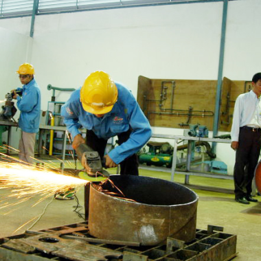 Học nghề chất lượng cao miễn phí