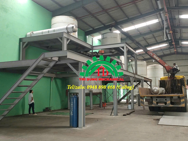 Bồn chứa hóa chất và bồn khuấy và sàn công nghệ
