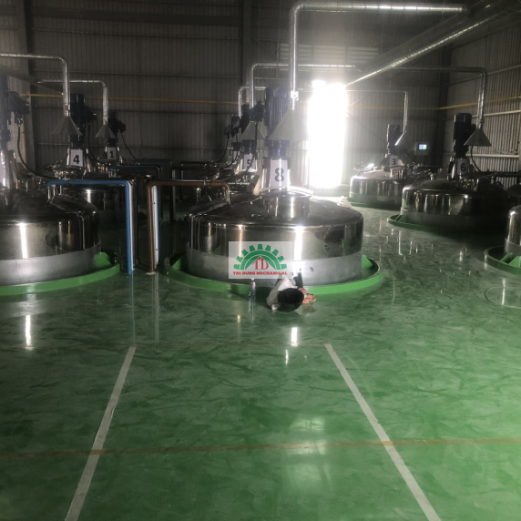 bồn khuấy thuốc trừ sâu 